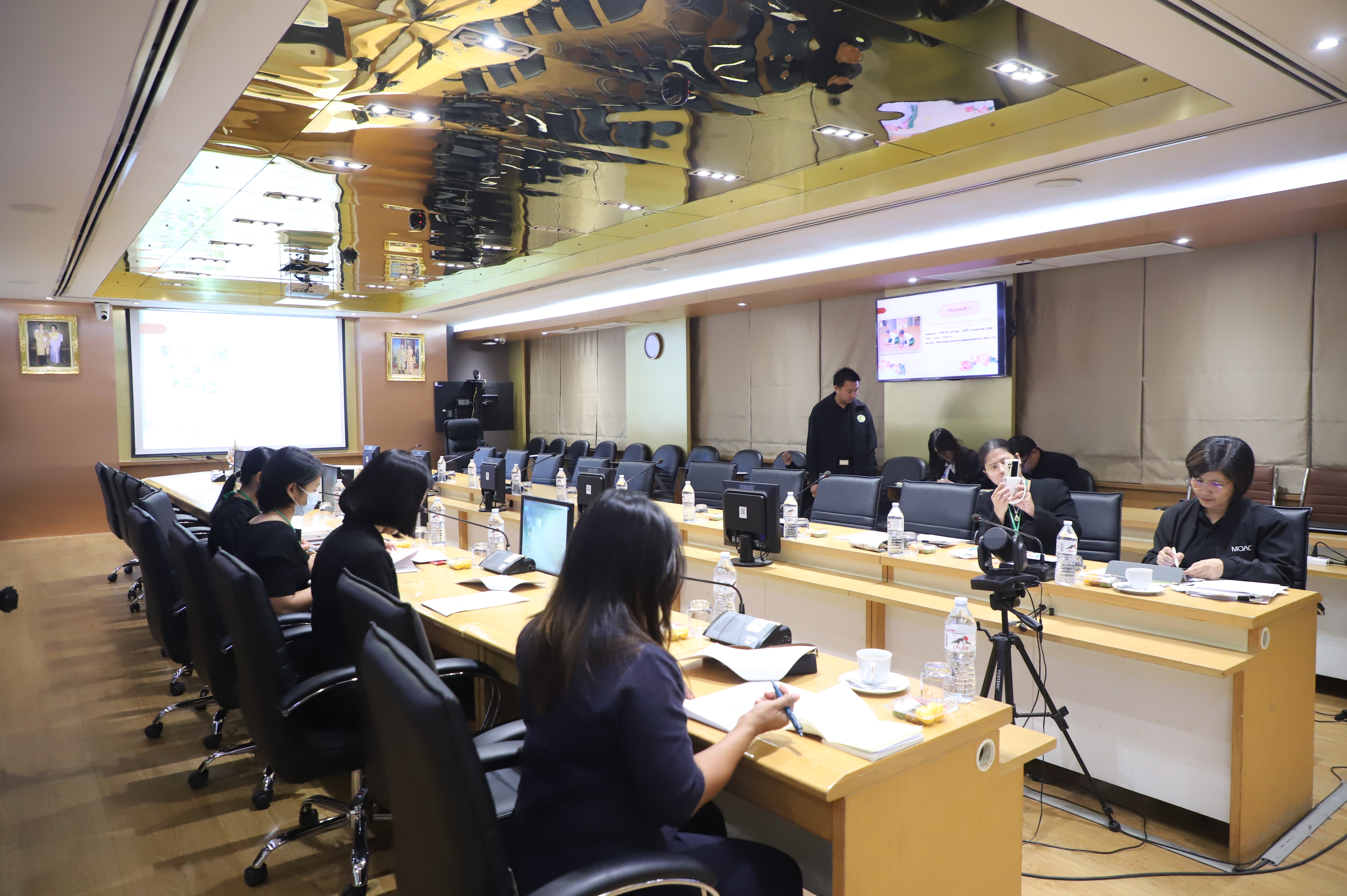 title - ส.ป.ก. ร่วมประชุมคณะกรรมการอำนวยการจัดงานพระราชพิธีพืชมงคลจรดพระนังคัลแรกนาขวัญ ประจำปี 2569 ครั้งที่ 1/2569